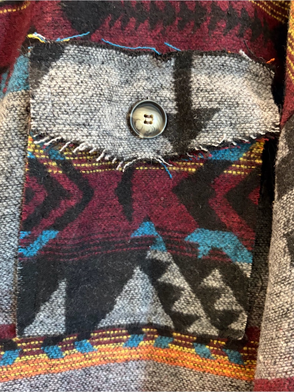 New In Aztec Southwest Shacket Jacket Size Medium - Picture 4 of 6